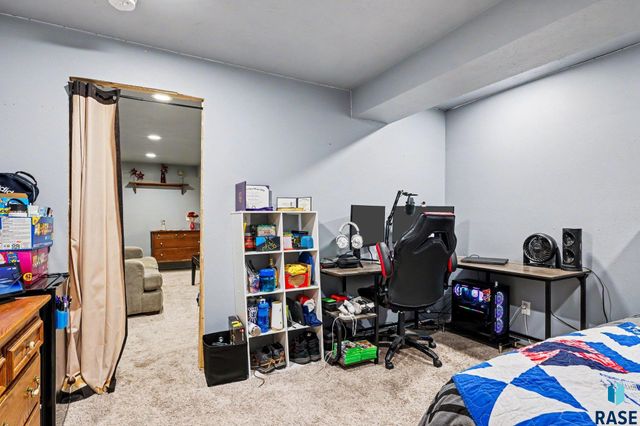 3101 S Western Ave Avenue, Sioux Falls, SD 57105