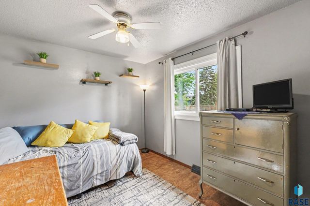 3101 S Western Ave Avenue, Sioux Falls, SD 57105