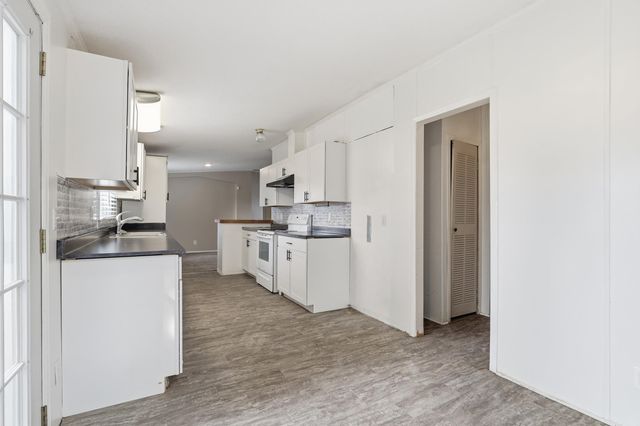 407 Merlin Point, Boiling Springs, SC 29316