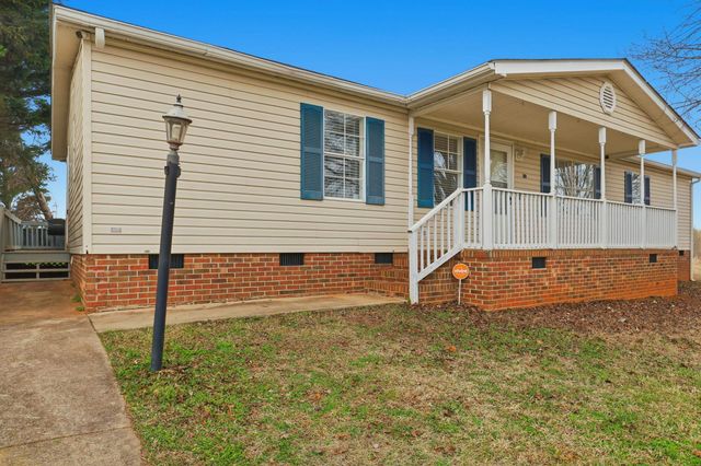 407 Merlin Point, Boiling Springs, SC 29316