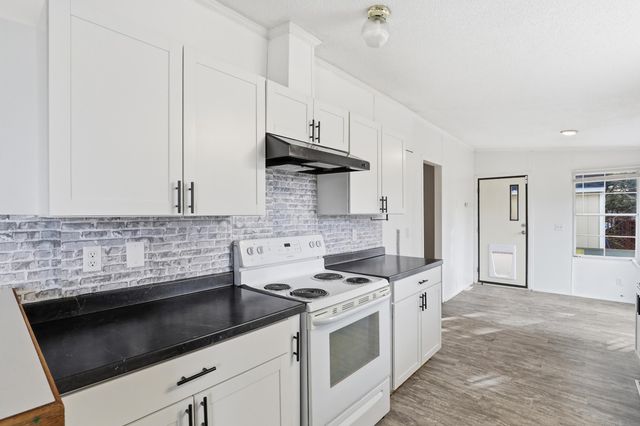 407 Merlin Point, Boiling Springs, SC 29316