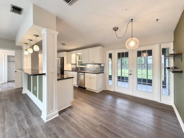 8611 N 30TH STREET, Tampa, FL 33604