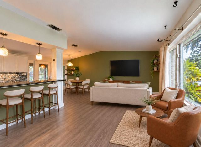 8611 N 30TH STREET, Tampa, FL 33604