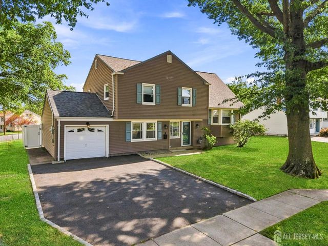 9 Meyer Road, Edison, NJ 08817