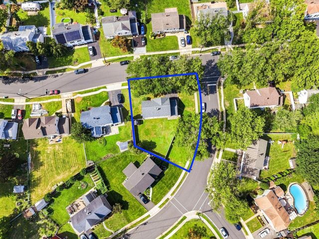 9 Meyer Road, Edison, NJ 08817