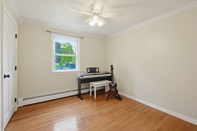 10 Charles River Rd, Medway, MA 02053