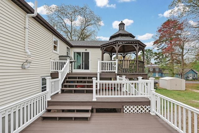 10 Charles River Rd, Medway, MA 02053