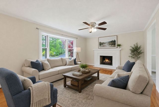 10 Charles River Rd, Medway, MA 02053