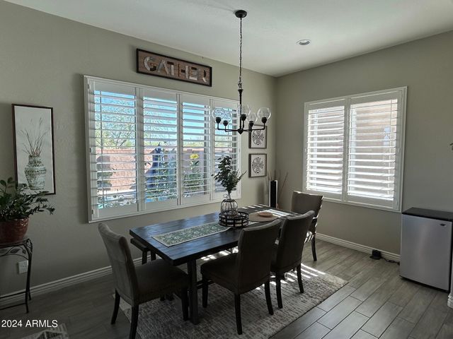 3318 E LOS GATOS Drive, Phoenix, AZ 85050