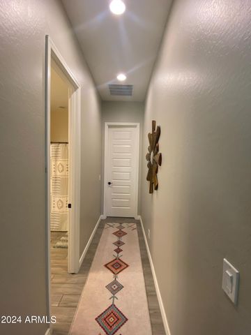 3318 E LOS GATOS Drive, Phoenix, AZ 85050
