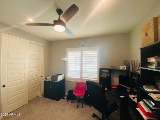 3318 E LOS GATOS Drive, Phoenix, AZ 85050