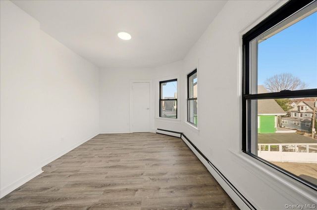 14 Rich Avenue, Mount Vernon, NY 10550