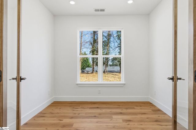 211 Endless Drive, Greer, SC 29651