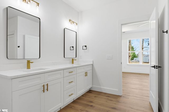 211 Endless Drive, Greer, SC 29651