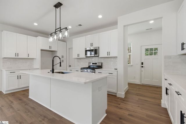 211 Endless Drive, Greer, SC 29651