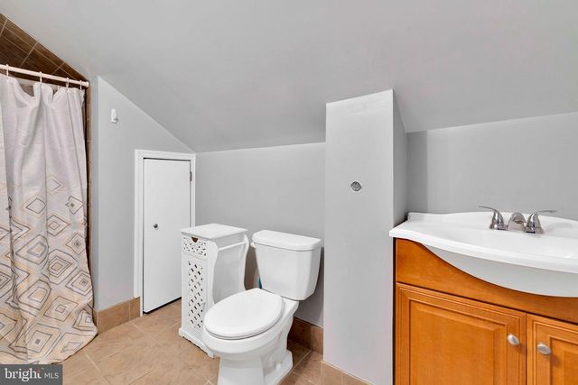 833 EMERSON ST, Philadelphia, PA 19111