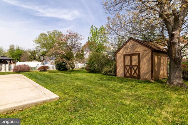 833 EMERSON ST, Philadelphia, PA 19111