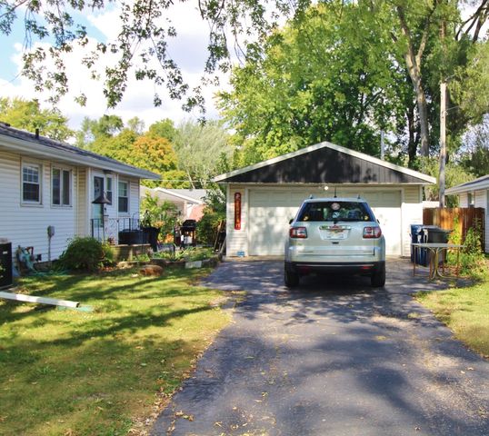 1105 Price Street, Morris, IL 60450