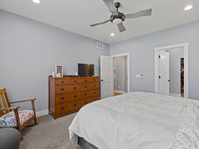 3028 Charissas Place 0, Bettendorf, IA 52722