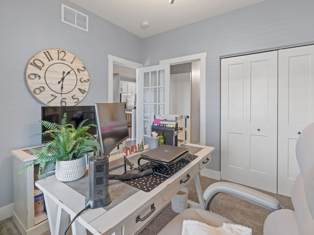 3028 Charissas Place 0, Bettendorf, IA 52722