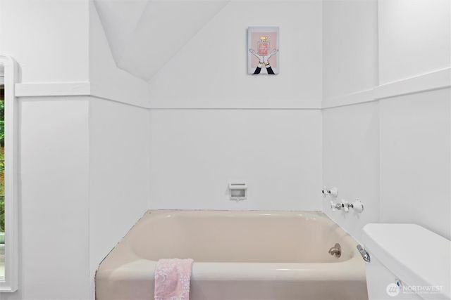 16349 Maplewild Avenue SW, Burien, WA 98166