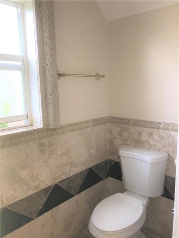 5449 NW 90th Avenue, Sunrise, FL 33351