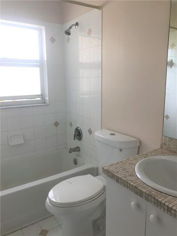 5449 NW 90th Avenue, Sunrise, FL 33351