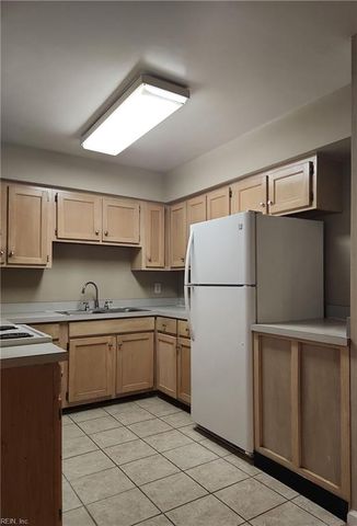 1232 Norview Ave Apt J, Norfolk, VA 23513