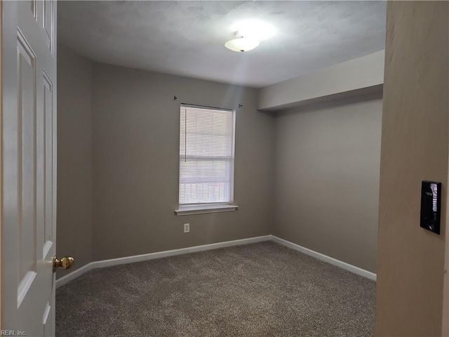 1232 Norview Ave Apt J, Norfolk, VA 23513