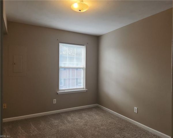 1232 Norview Ave Apt J, Norfolk, VA 23513