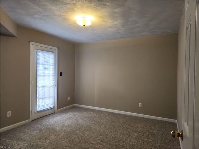 1232 Norview Ave Apt J, Norfolk, VA 23513