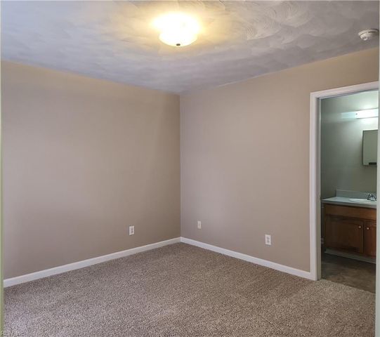 1232 Norview Ave Apt J, Norfolk, VA 23513