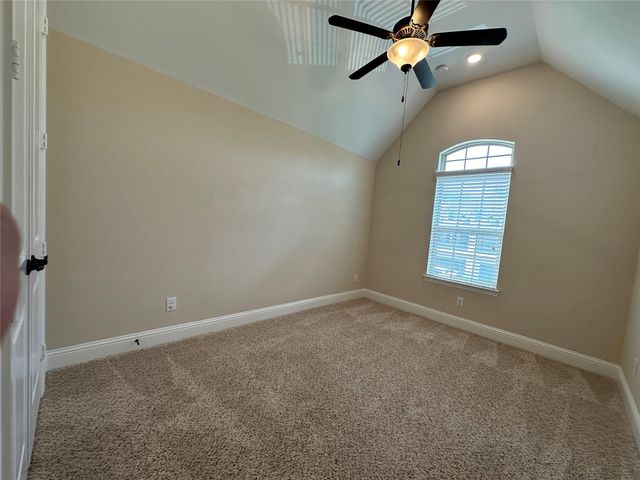 11 Silver Rock Drive, Tomball, TX 77375