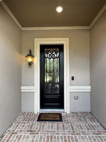 11 Silver Rock Drive, Tomball, TX 77375