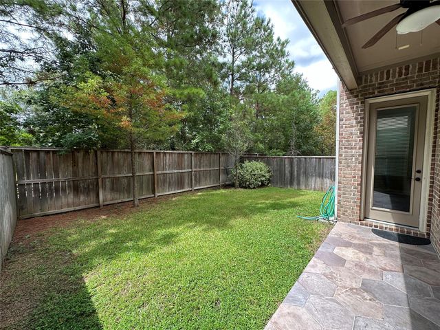 11 Silver Rock Drive, Tomball, TX 77375