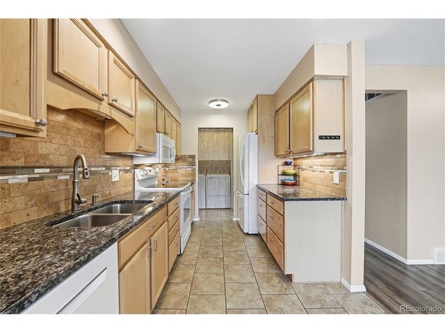 7278 W Cedar Cir, Lakewood, CO 80226