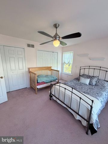 438 TURTLE LN, Langhorne, PA 19047