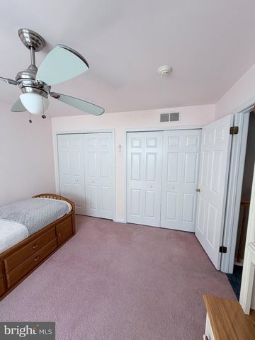 438 TURTLE LN, Langhorne, PA 19047