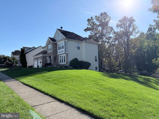 438 TURTLE LN, Langhorne, PA 19047