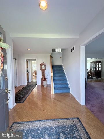 438 TURTLE LN, Langhorne, PA 19047