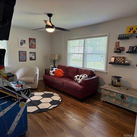 511 N 2nd St, Paragould, AR 72450