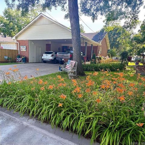 511 N 2nd St, Paragould, AR 72450