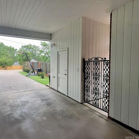 511 N 2nd St, Paragould, AR 72450