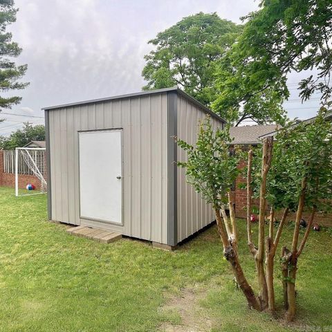 511 N 2nd St, Paragould, AR 72450