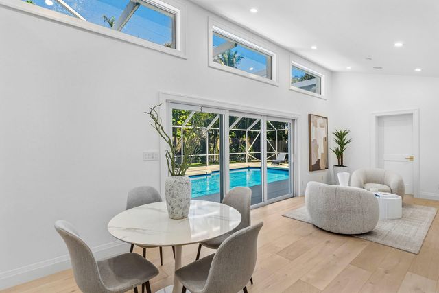 735 NE 6th Street, Boca Raton, FL 33432