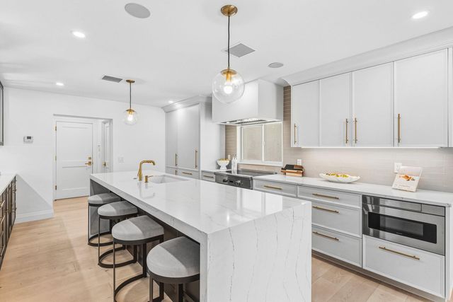 735 NE 6th Street, Boca Raton, FL 33432