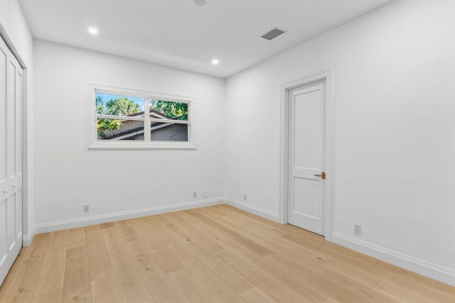 735 NE 6th Street, Boca Raton, FL 33432