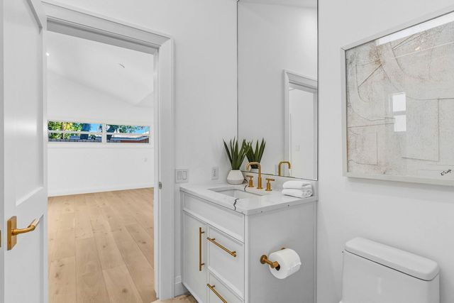 735 NE 6th Street, Boca Raton, FL 33432