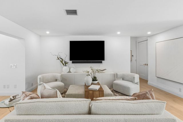 735 NE 6th Street, Boca Raton, FL 33432