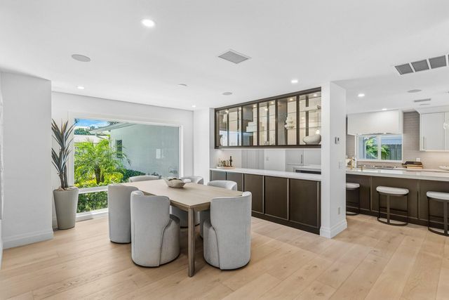 735 NE 6th Street, Boca Raton, FL 33432